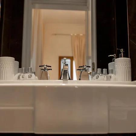 فندق مبيت وإفطار Borgo Pinti Le Stanze Dei Nobili 4*