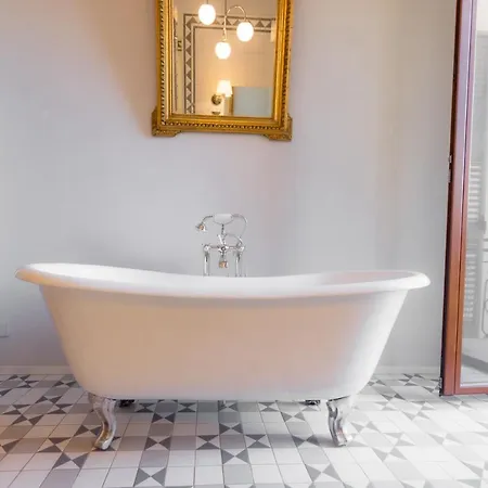 Borgo Pinti Le Stanze Dei Nobili לינה וארוחת בוקר 4*